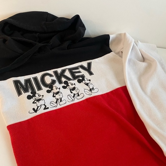 Mickey Mouse Color Block Cropped Hoodie - Picture 3 of 10